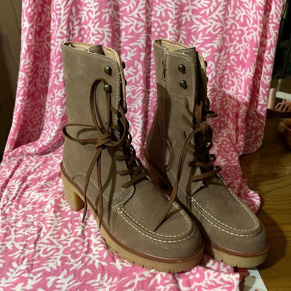 Oasis Society Maeve Combat Boots